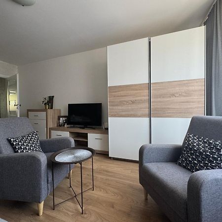 Kalwaryjska Spot Apartment In A Good Location Krakau Buitenkant foto