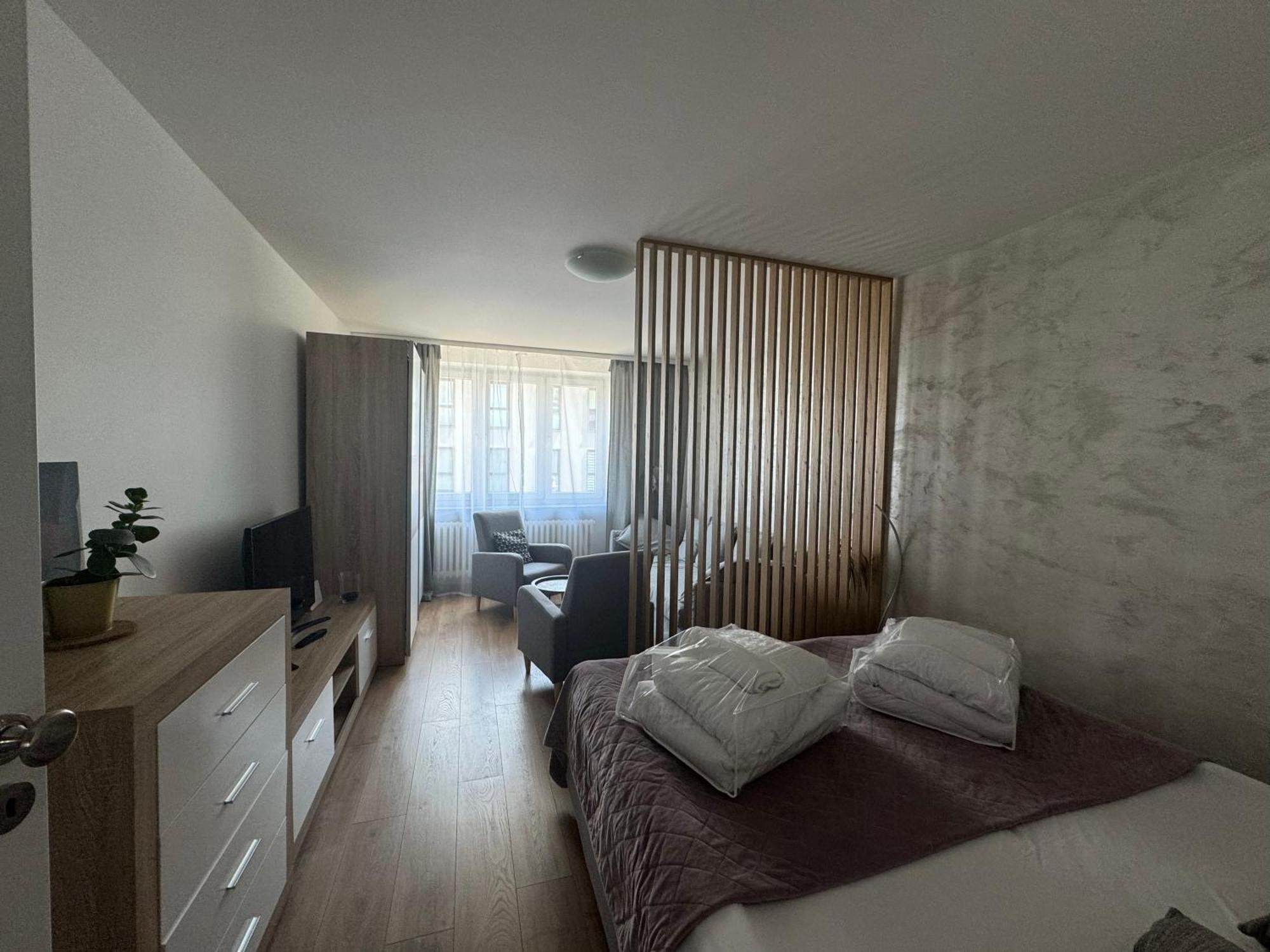 Kalwaryjska Spot Apartment In A Good Location Krakau Buitenkant foto