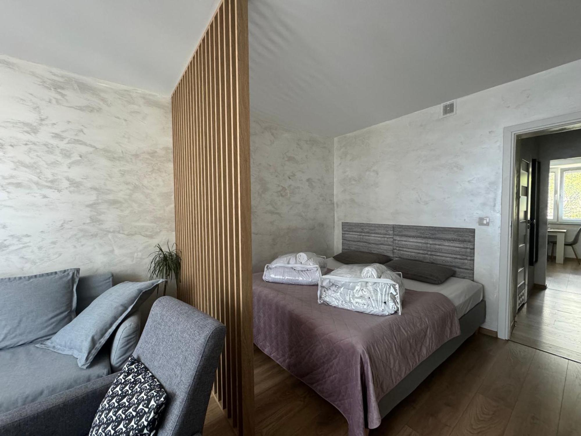 Kalwaryjska Spot Apartment In A Good Location Krakau Buitenkant foto